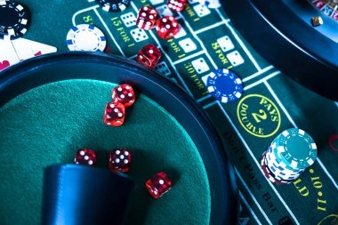 garuda888 alternatif platform interface showing live-dealer tables and sportsbook markets on mobile and desktop